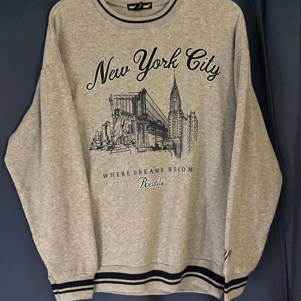 Charlotte Russe Gray Crew Neck Sweater